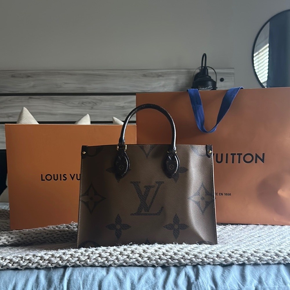 Louis Vuitton On The Go MM Tote Bag